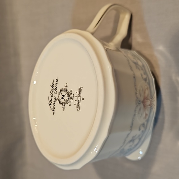 New Noritake Crown Flower 7324 Creamer & Sugar Bowl w/Lid Ivory China - Picture 13 of 13